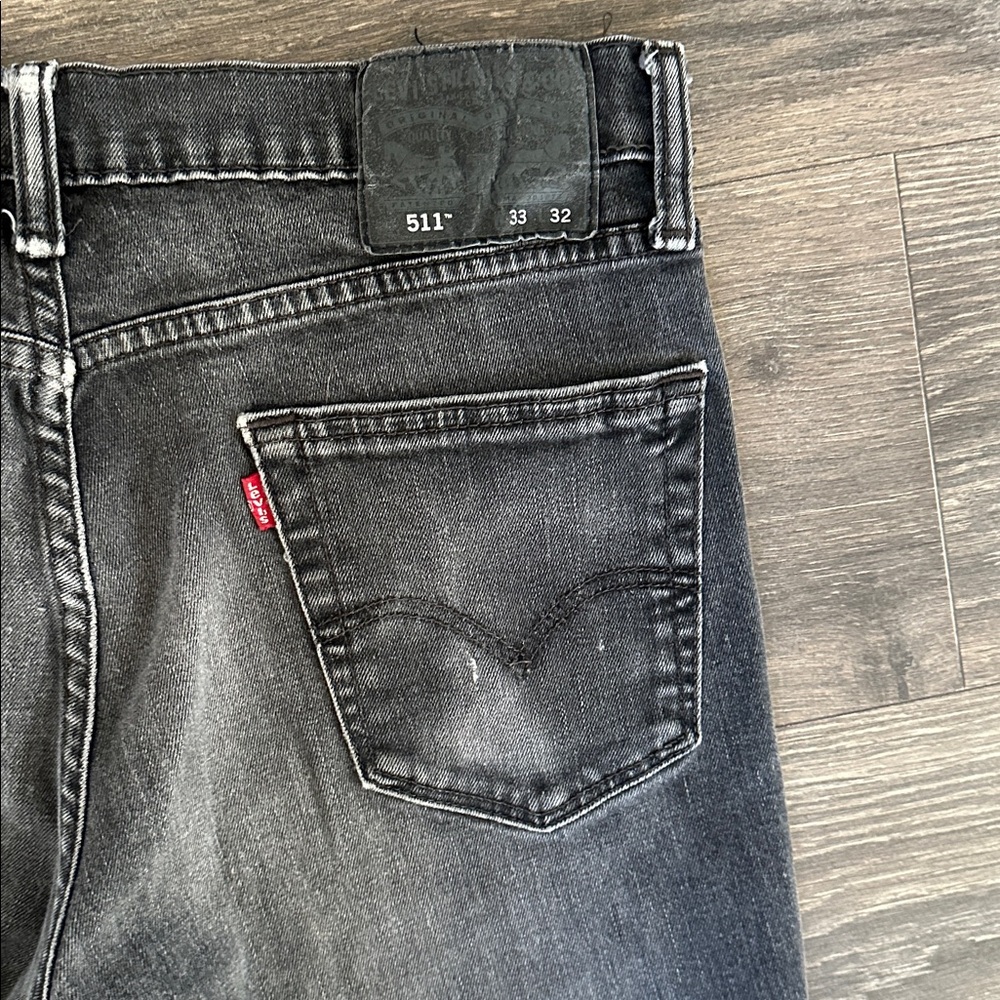 Levis 33/32 Black Jeans - Picture 5 of 5